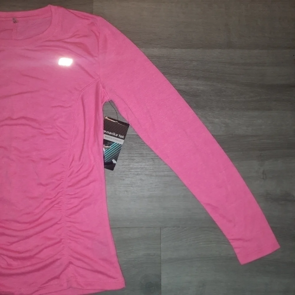 NWT Marika Tek Lightweight Athletic Long Sleeve
